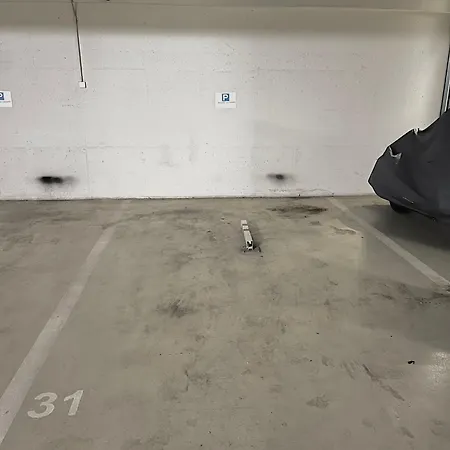 Revon Business Apartment, Dunajská Free Parking * Bratislava