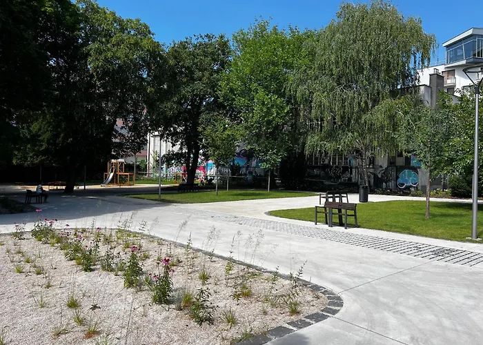 Revon Business Apartment, Dunajska 50, Free Parking Appartement Bratislava