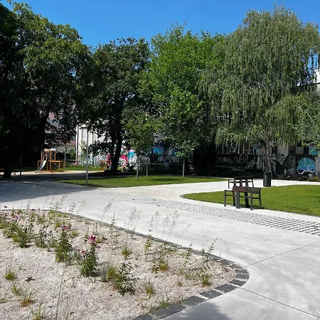 Revon Business 50 Dunajska Apartman Pozsony